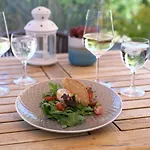 Seestern Fuer 6 Personen Mit Kamin & Terrasse Boltenhagen (Ostseebad)