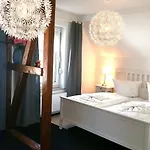 Lejlighed Seestern Fuer 6 Personen Mit Kamin & Terrasse