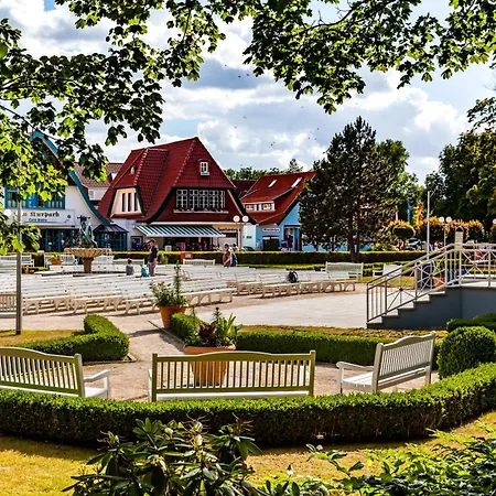 Seestern Für 6 Personen Mit Kamin&terrasse * Boltenhagen