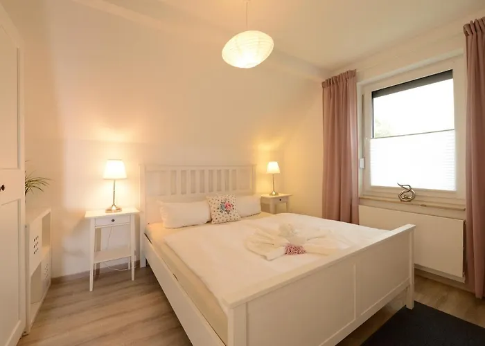 Seestern Fuer 6 Personen Mit Kamin & Terrasse